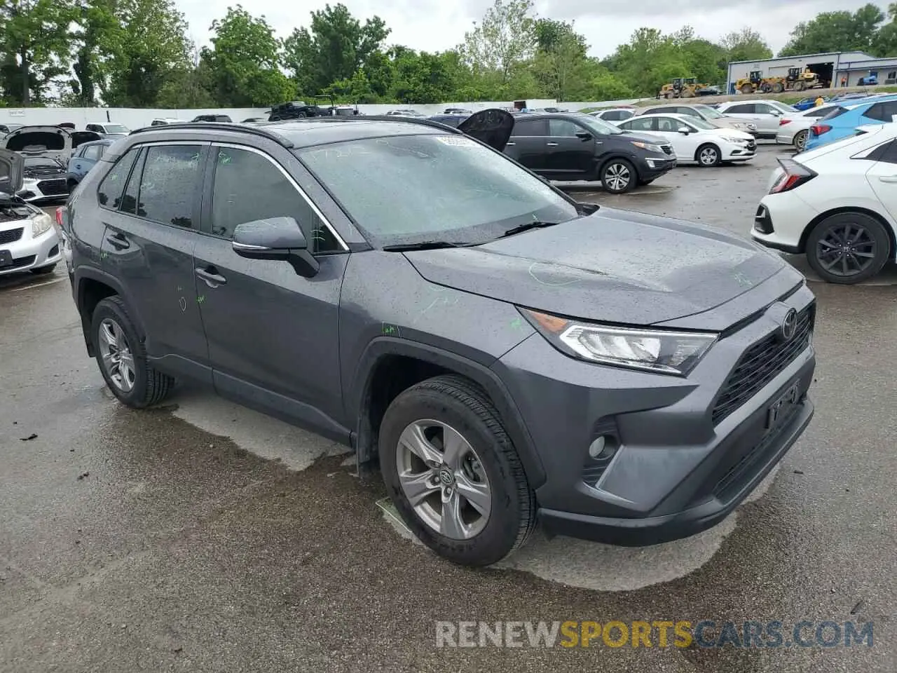 4 Photograph of a damaged car 2T3P1RFV0MC181655 TOYOTA RAV4 2021