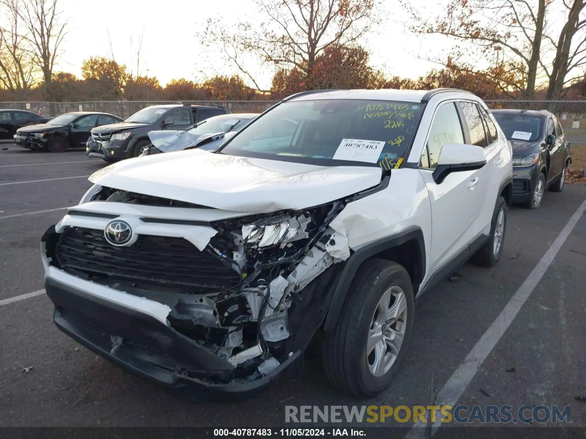6 Photograph of a damaged car 2T3P1RFV0MC186757 TOYOTA RAV4 2021