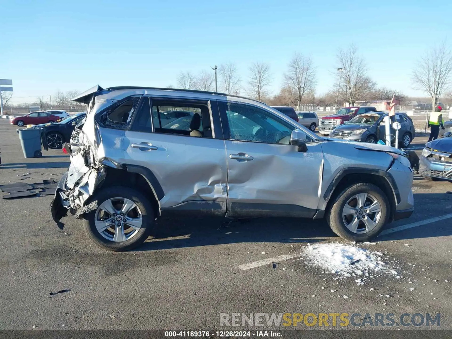 13 Photograph of a damaged car 2T3P1RFV0MC192025 TOYOTA RAV4 2021