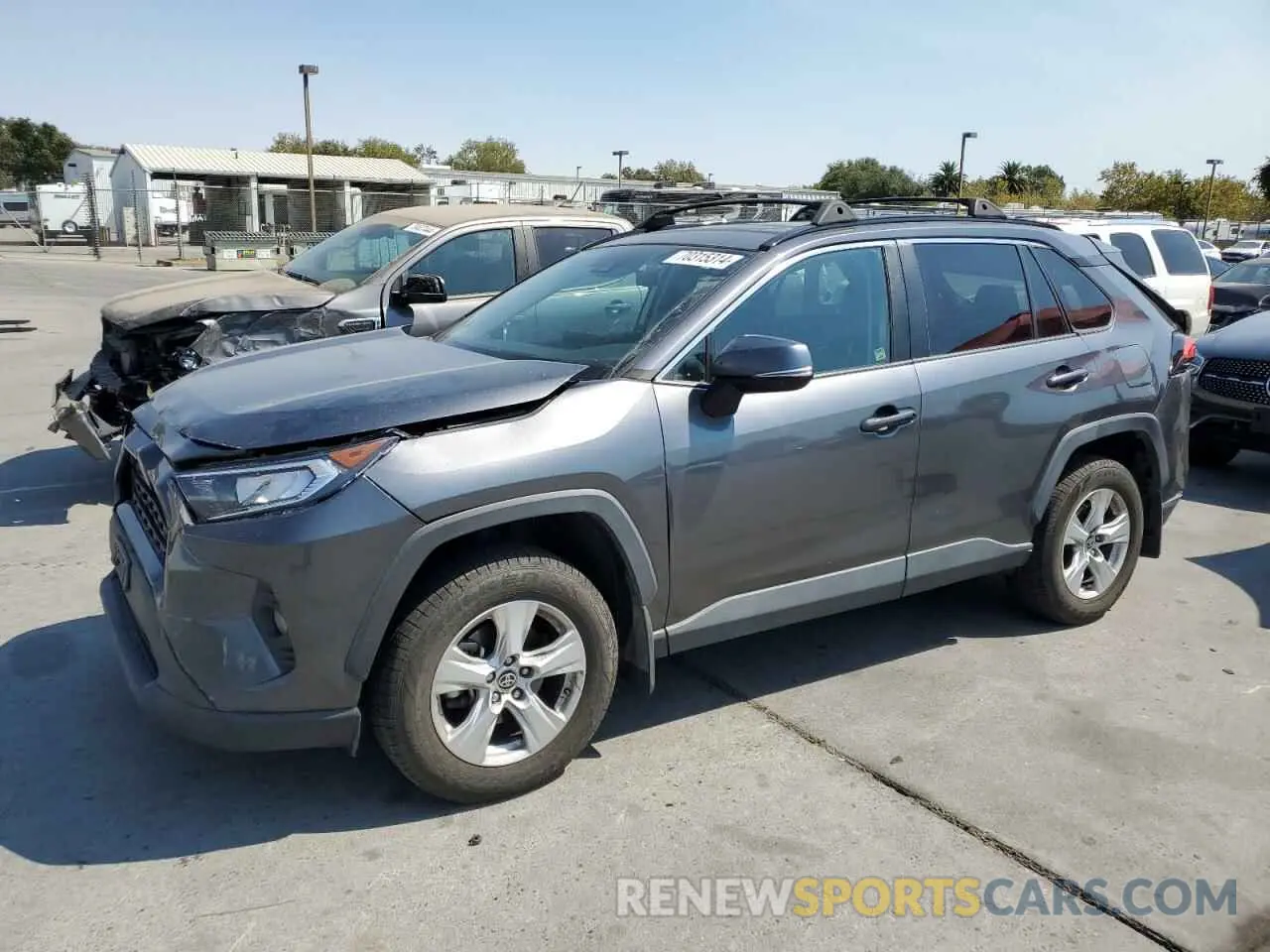 1 Photograph of a damaged car 2T3P1RFV0MC205162 TOYOTA RAV4 2021
