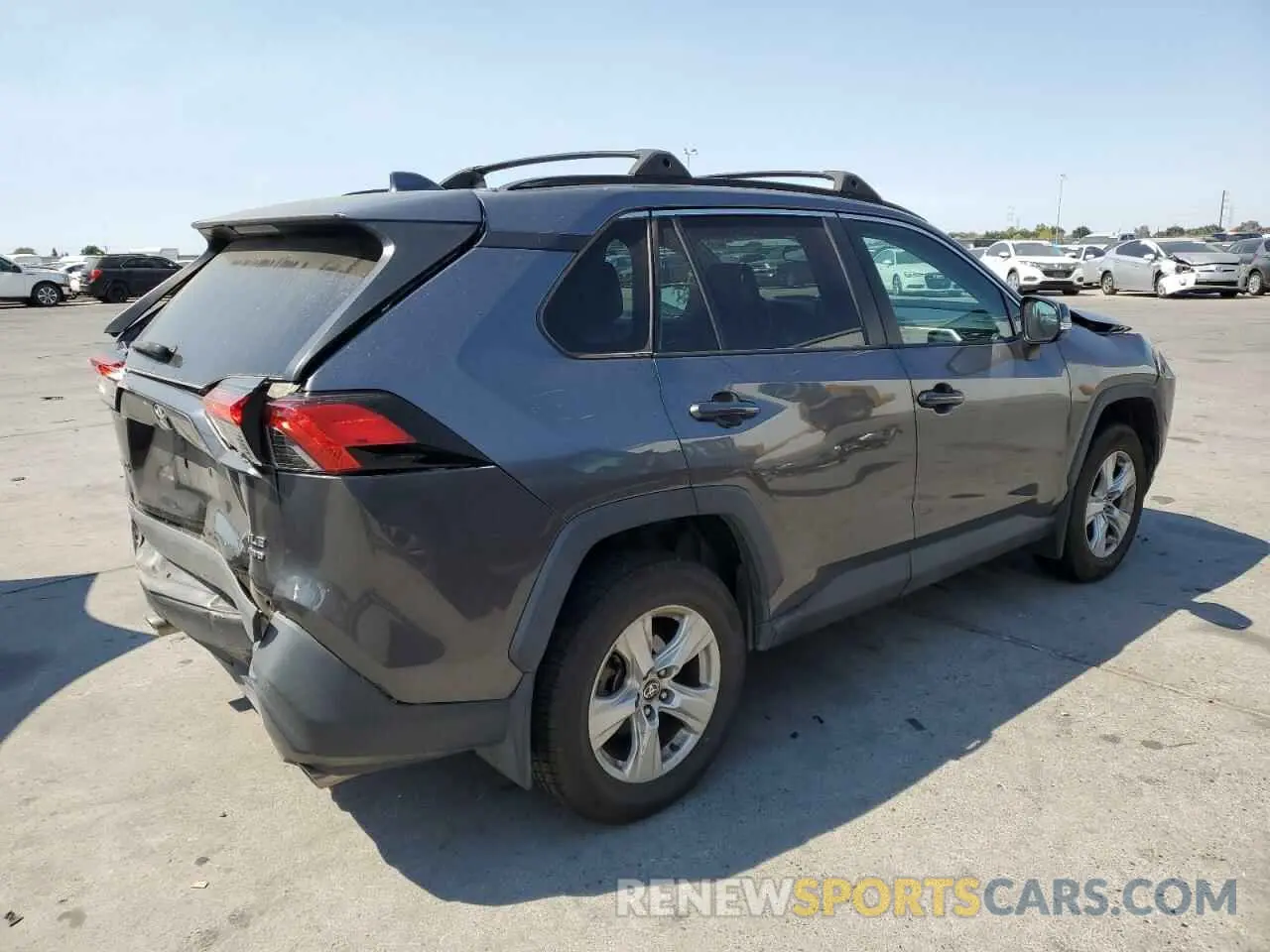 3 Photograph of a damaged car 2T3P1RFV0MC205162 TOYOTA RAV4 2021