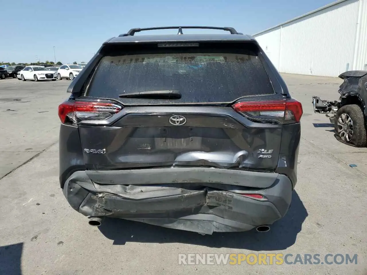 6 Photograph of a damaged car 2T3P1RFV0MC205162 TOYOTA RAV4 2021