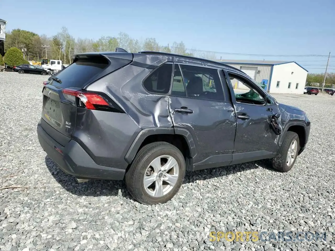 3 Photograph of a damaged car 2T3P1RFV0MC226772 TOYOTA RAV4 2021
