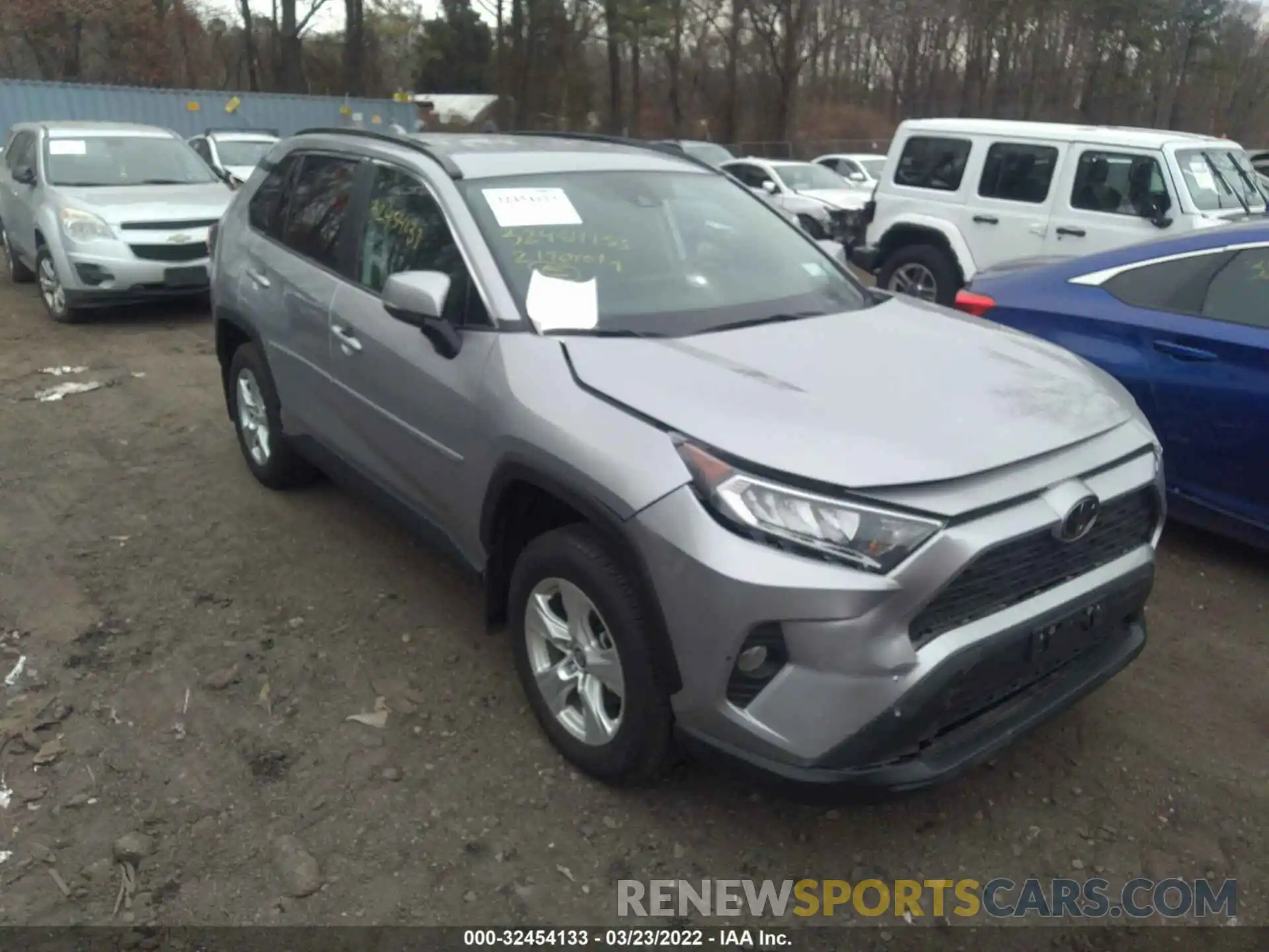 1 Photograph of a damaged car 2T3P1RFV0MC237724 TOYOTA RAV4 2021