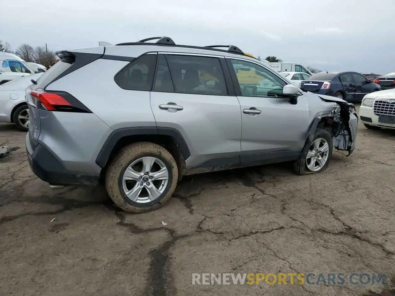 3 Photograph of a damaged car 2T3P1RFV0MC250571 TOYOTA RAV4 2021