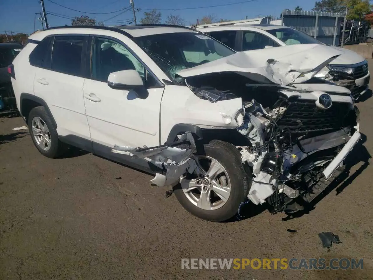 4 Photograph of a damaged car 2T3P1RFV0MC254538 TOYOTA RAV4 2021