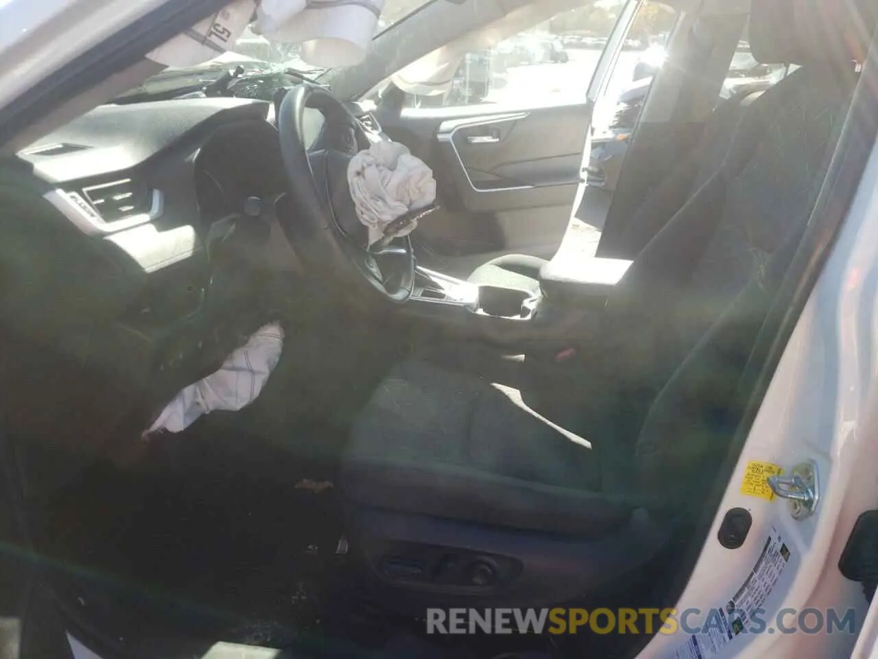 7 Photograph of a damaged car 2T3P1RFV0MC254538 TOYOTA RAV4 2021
