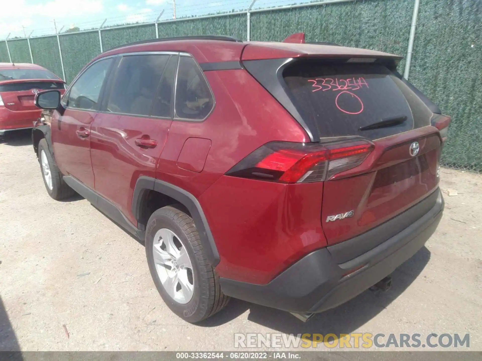 3 Photograph of a damaged car 2T3P1RFV0MW148525 TOYOTA RAV4 2021