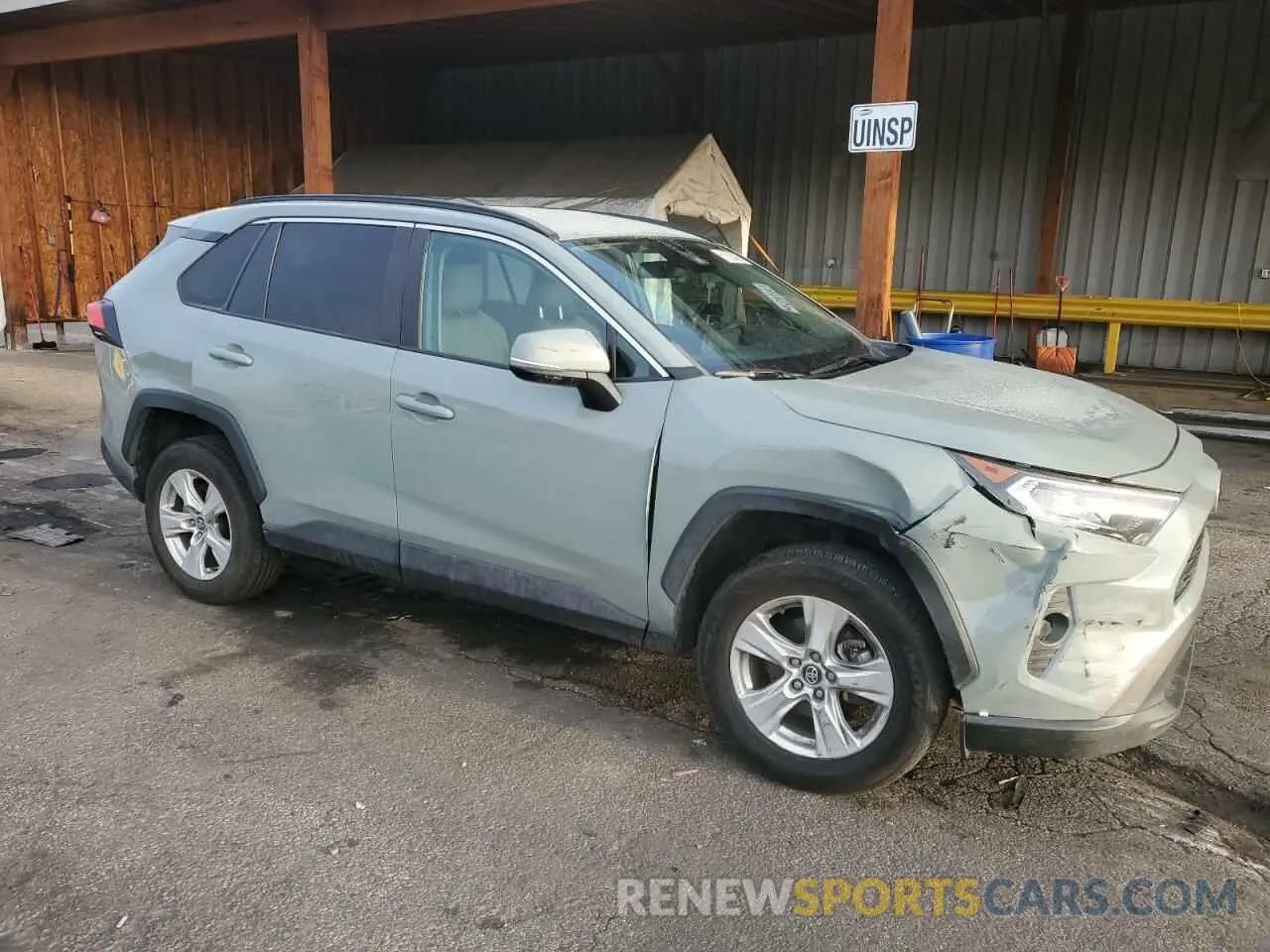 4 Photograph of a damaged car 2T3P1RFV0MW155197 TOYOTA RAV4 2021