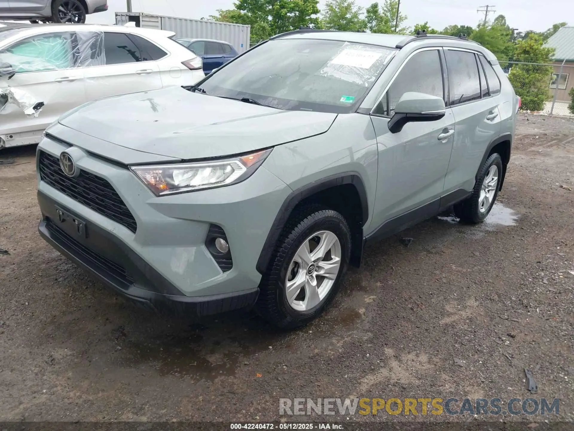 2 Photograph of a damaged car 2T3P1RFV0MW163963 TOYOTA RAV4 2021