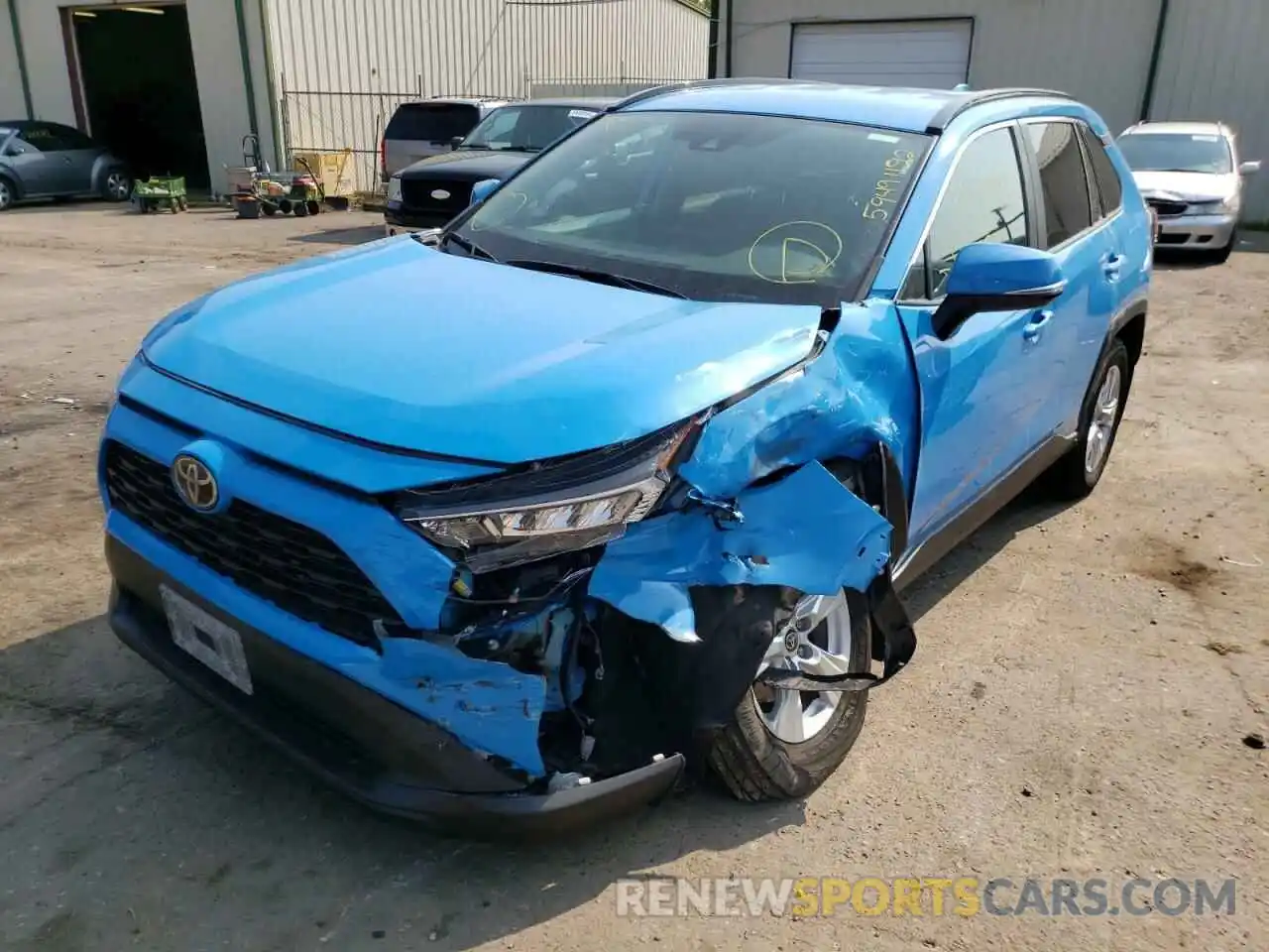 2 Photograph of a damaged car 2T3P1RFV0MW170119 TOYOTA RAV4 2021