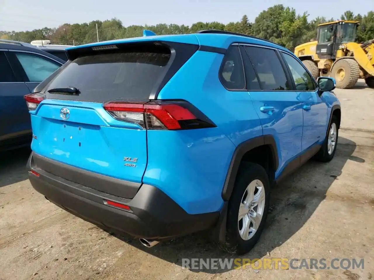 4 Photograph of a damaged car 2T3P1RFV0MW170119 TOYOTA RAV4 2021