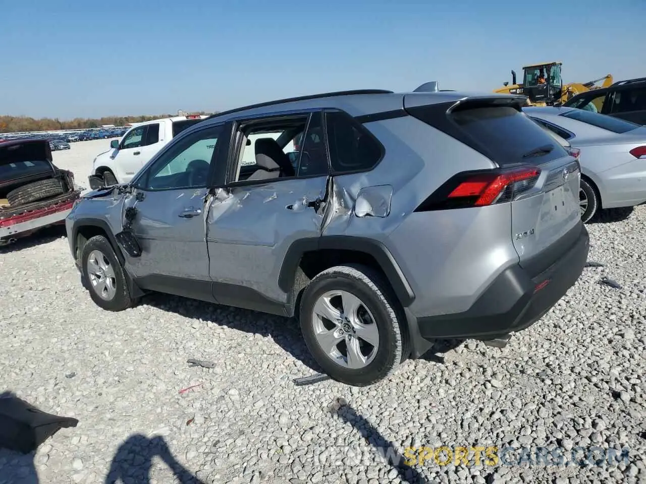 2 Photograph of a damaged car 2T3P1RFV0MW171657 TOYOTA RAV4 2021