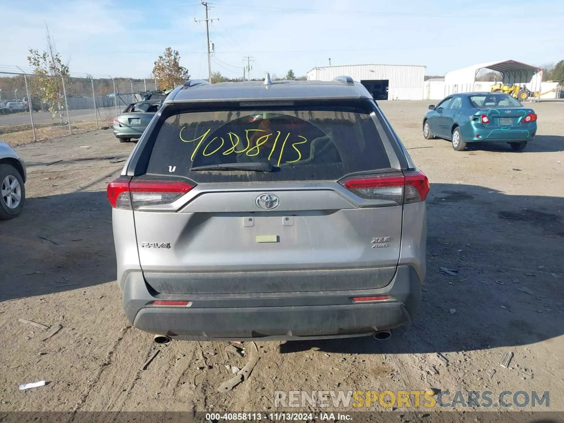 17 Photograph of a damaged car 2T3P1RFV0MW182433 TOYOTA RAV4 2021
