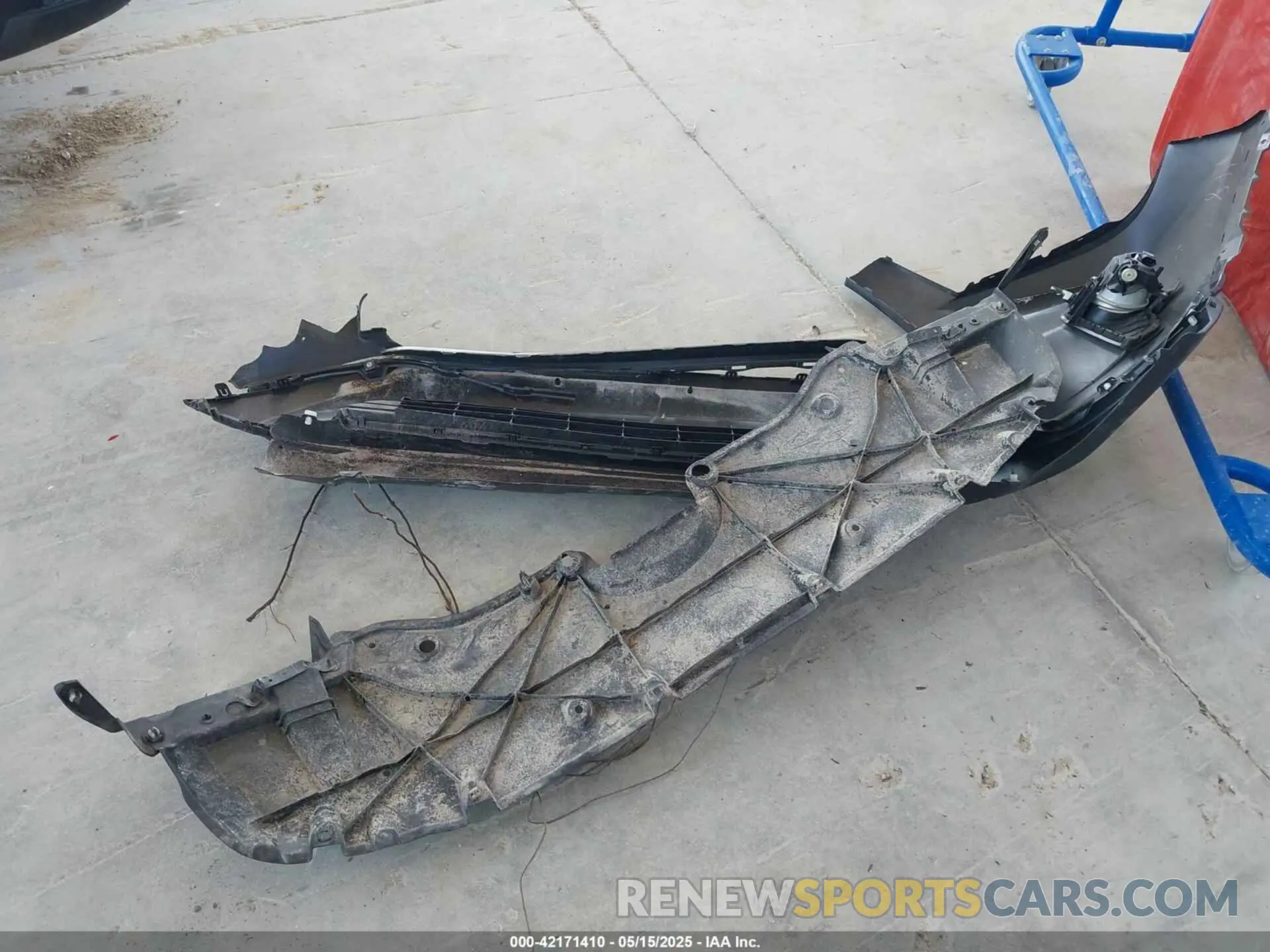 12 Photograph of a damaged car 2T3P1RFV0MW186157 TOYOTA RAV4 2021