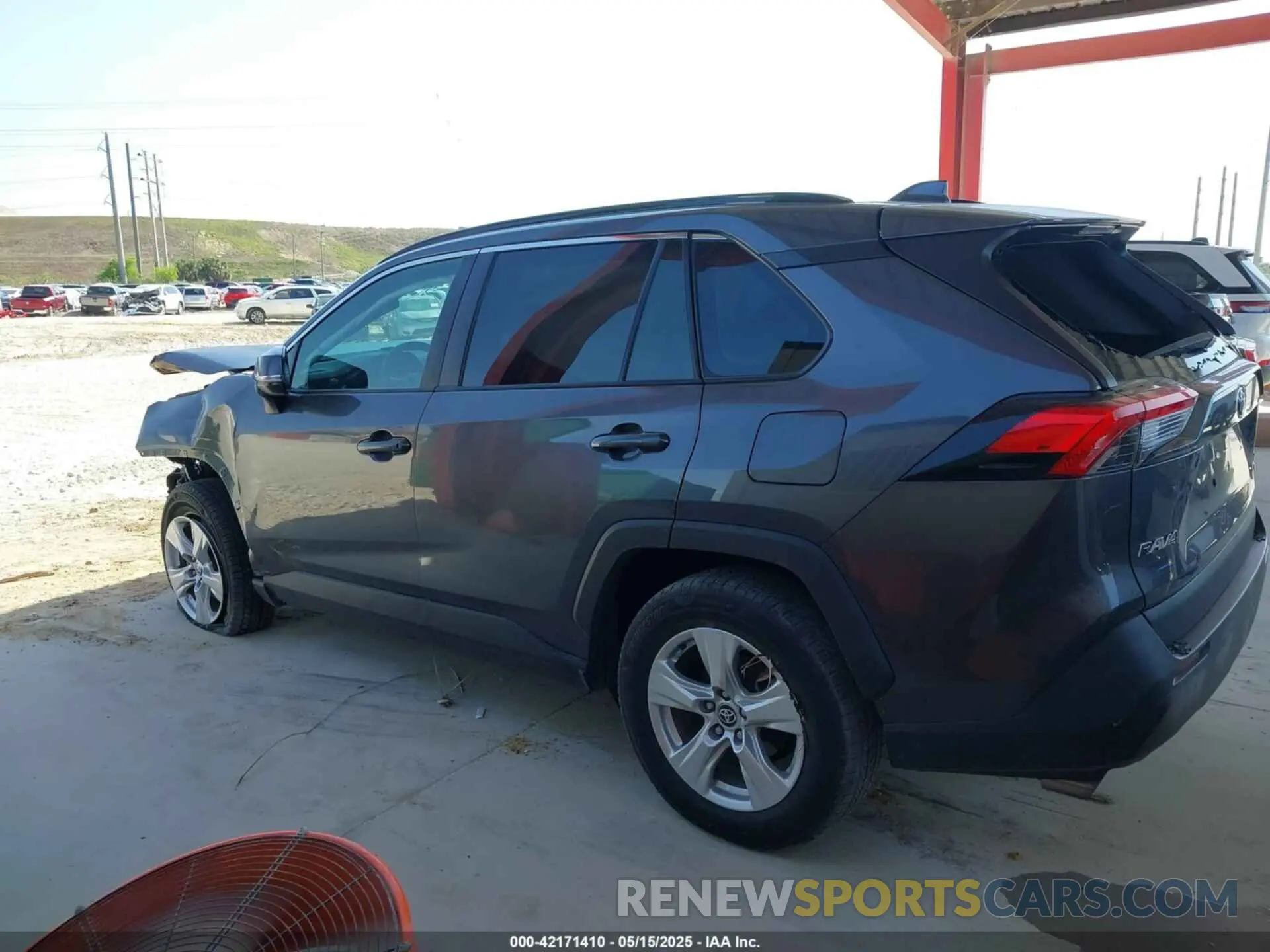 15 Photograph of a damaged car 2T3P1RFV0MW186157 TOYOTA RAV4 2021