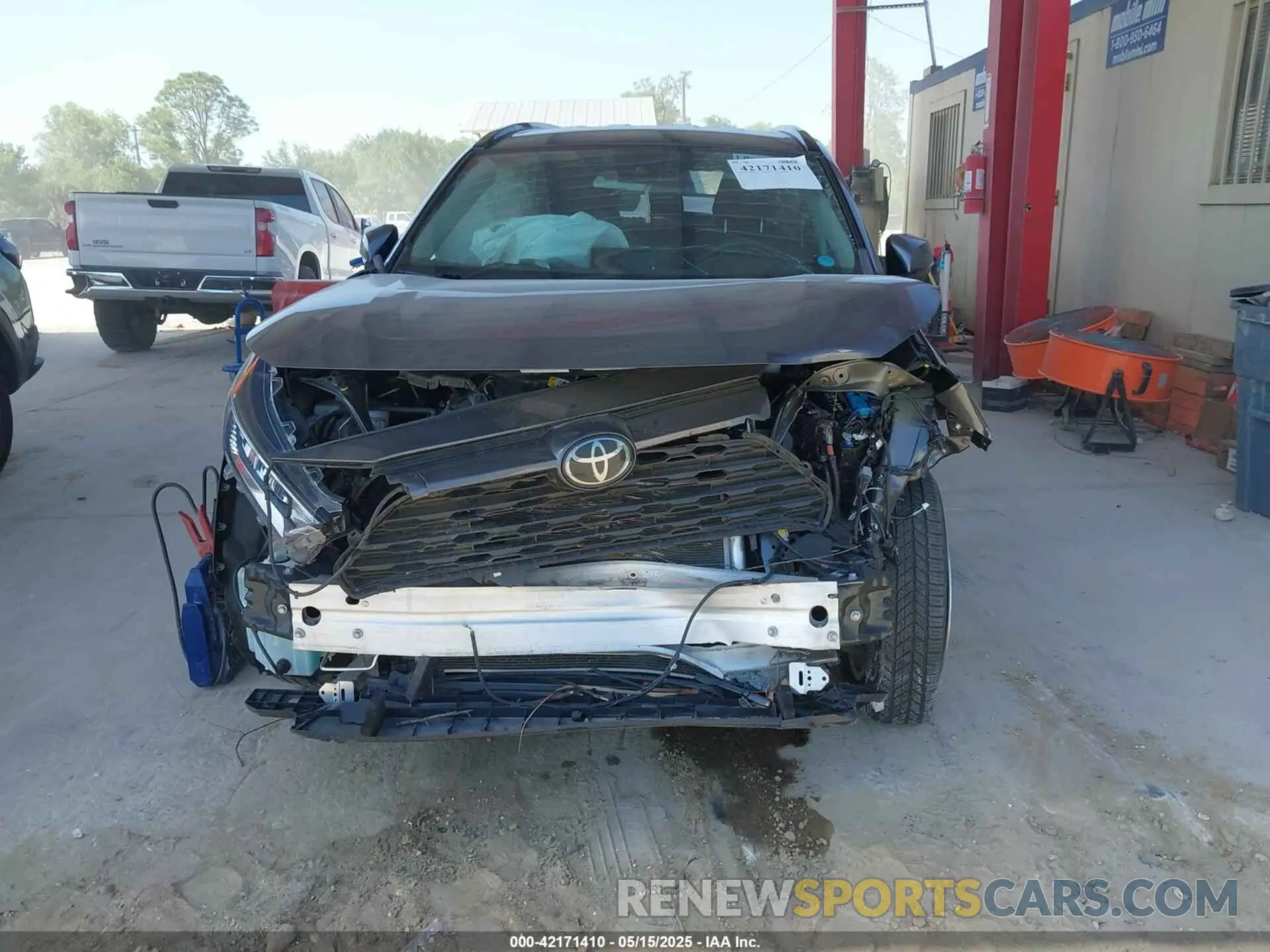 6 Photograph of a damaged car 2T3P1RFV0MW186157 TOYOTA RAV4 2021