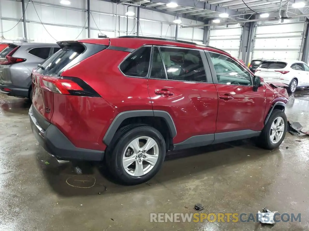 3 Photograph of a damaged car 2T3P1RFV0MW206150 TOYOTA RAV4 2021