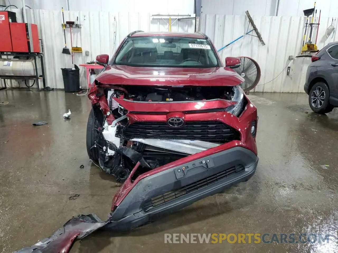 5 Photograph of a damaged car 2T3P1RFV0MW206150 TOYOTA RAV4 2021