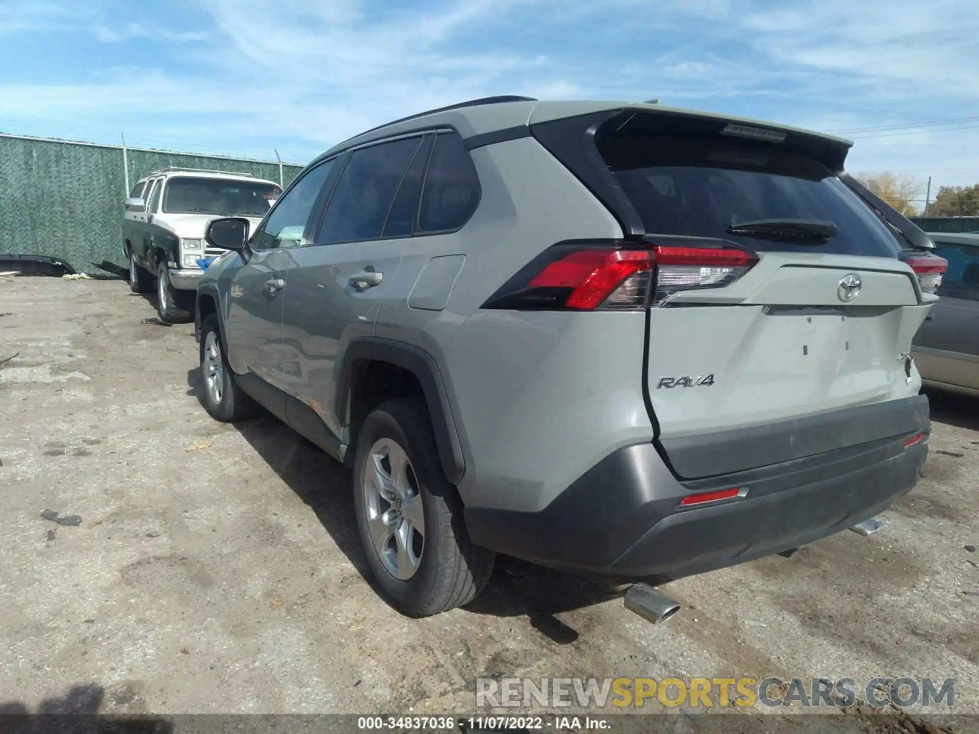 3 Photograph of a damaged car 2T3P1RFV0MW214507 TOYOTA RAV4 2021