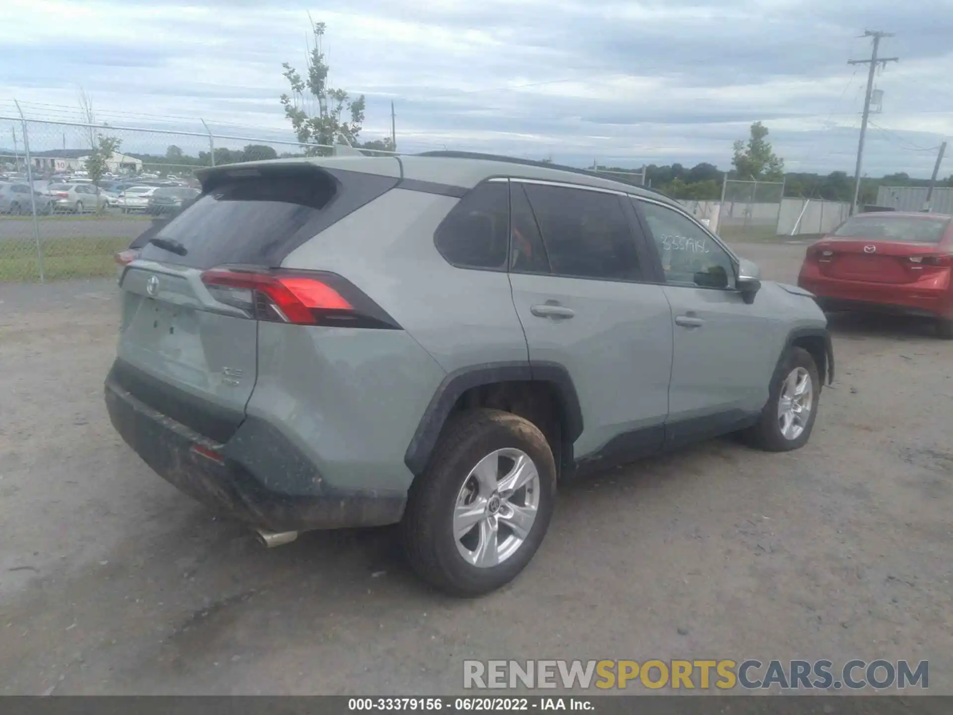 4 Photograph of a damaged car 2T3P1RFV0MW217276 TOYOTA RAV4 2021