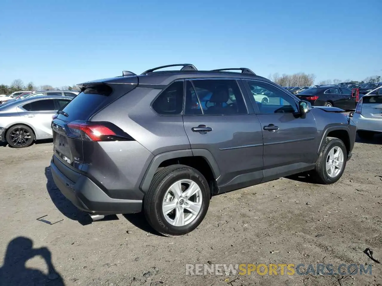3 Photograph of a damaged car 2T3P1RFV0MW241920 TOYOTA RAV4 2021