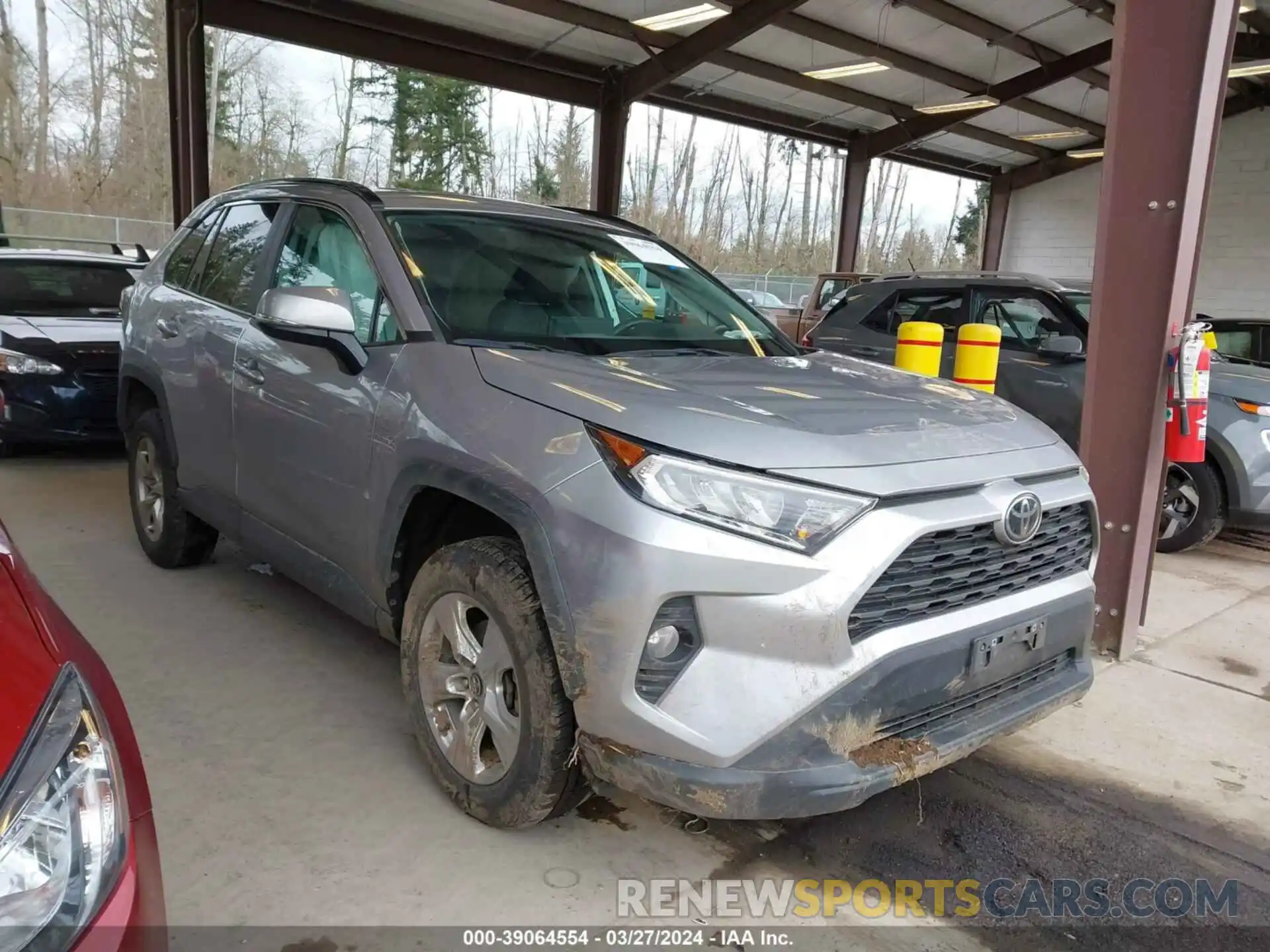 1 Photograph of a damaged car 2T3P1RFV1MC168106 TOYOTA RAV4 2021