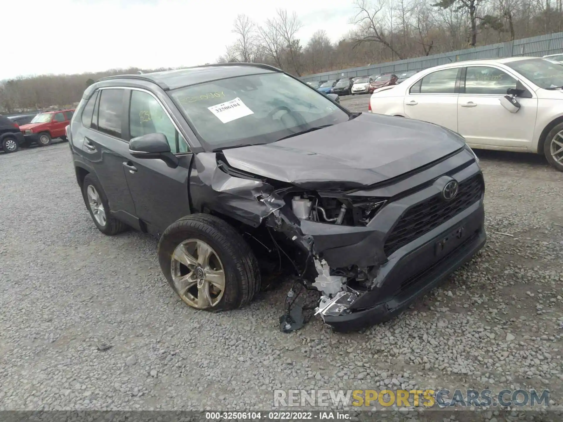 1 Photograph of a damaged car 2T3P1RFV1MC169272 TOYOTA RAV4 2021