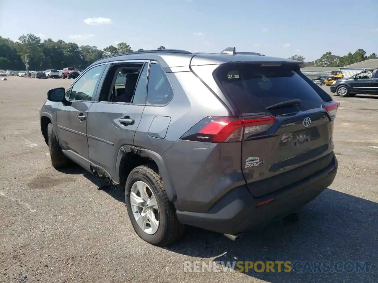 3 Photograph of a damaged car 2T3P1RFV1MC171586 TOYOTA RAV4 2021