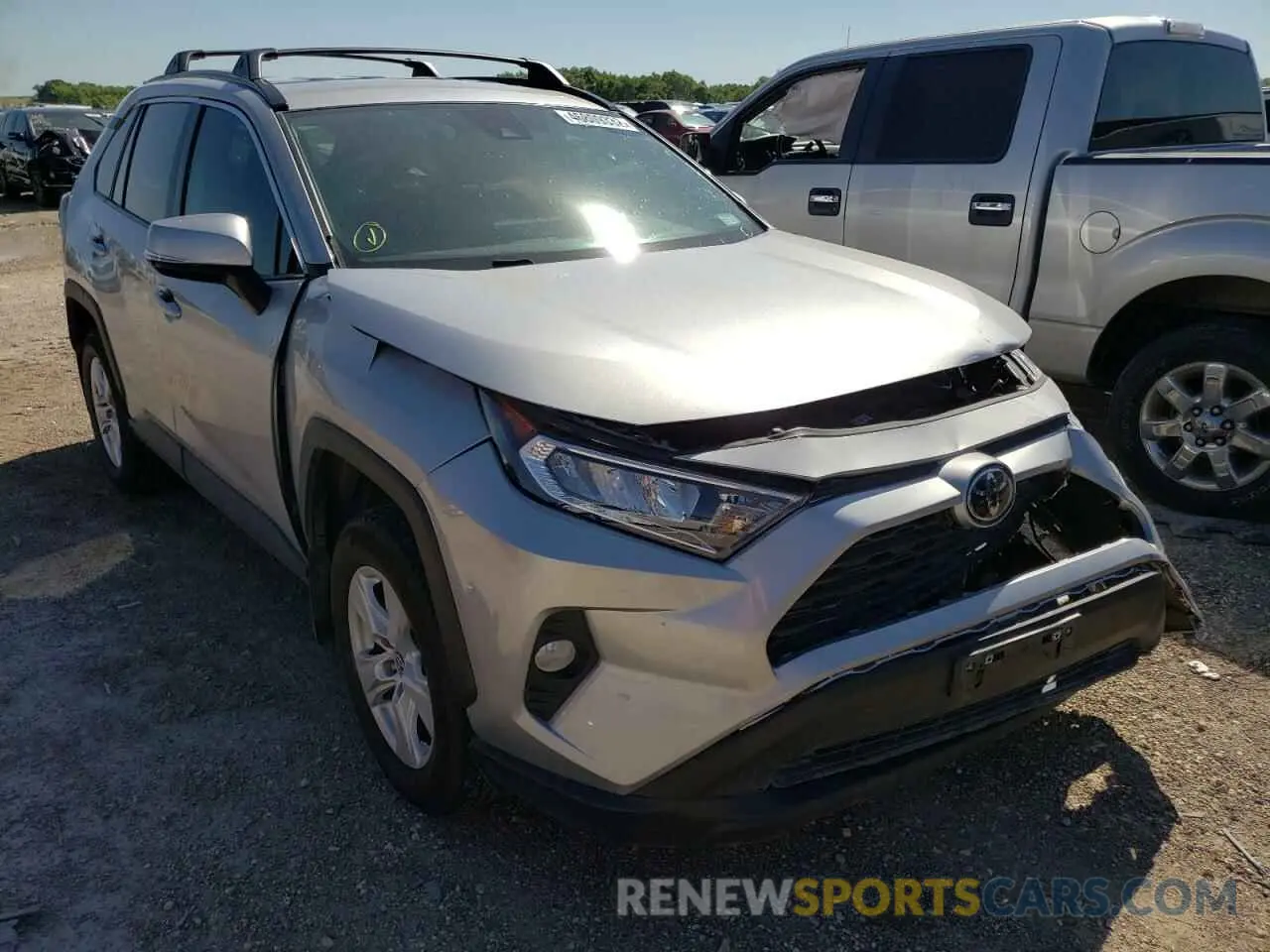 1 Photograph of a damaged car 2T3P1RFV1MC181521 TOYOTA RAV4 2021