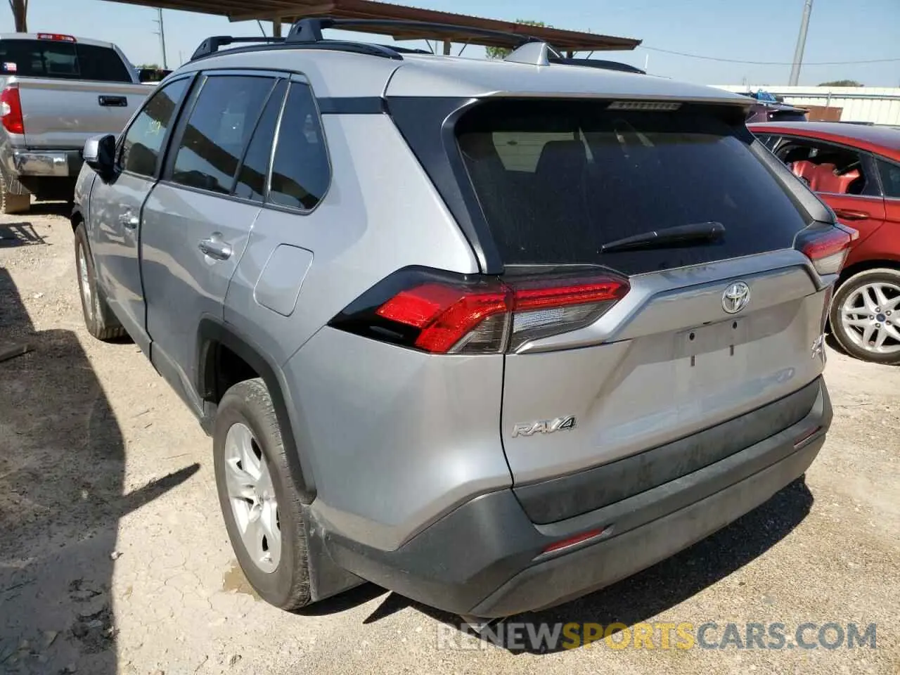3 Photograph of a damaged car 2T3P1RFV1MC181521 TOYOTA RAV4 2021