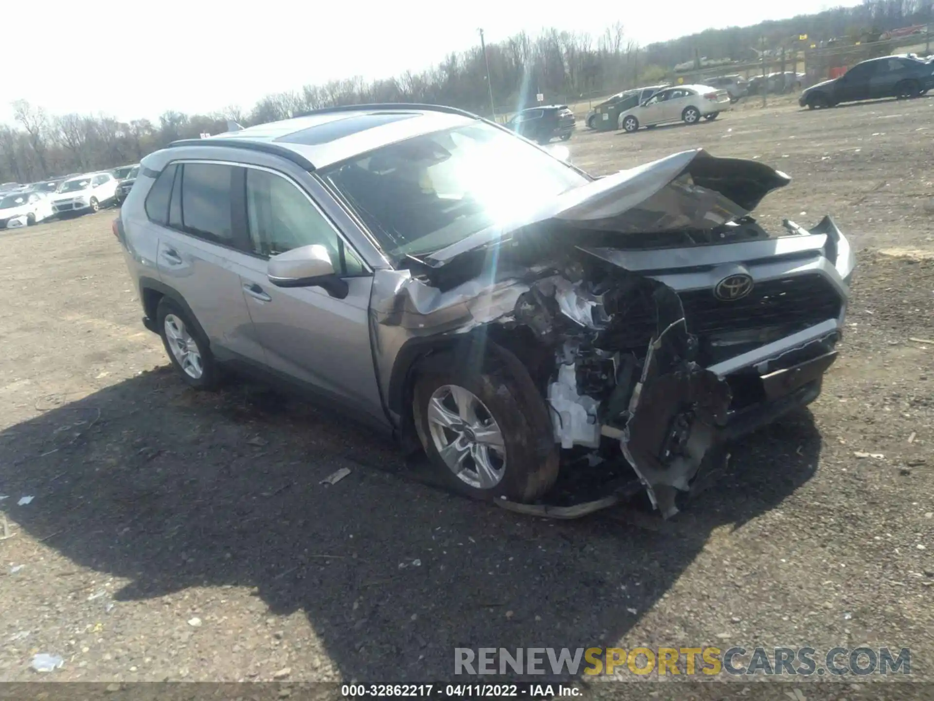 1 Photograph of a damaged car 2T3P1RFV1MC185777 TOYOTA RAV4 2021