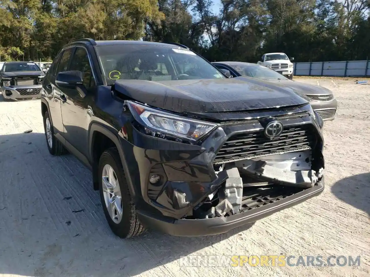 1 Photograph of a damaged car 2T3P1RFV1MC190039 TOYOTA RAV4 2021