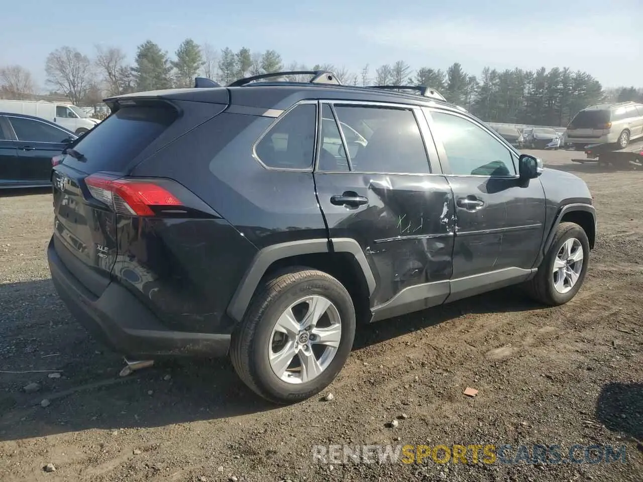 3 Photograph of a damaged car 2T3P1RFV1MC200455 TOYOTA RAV4 2021