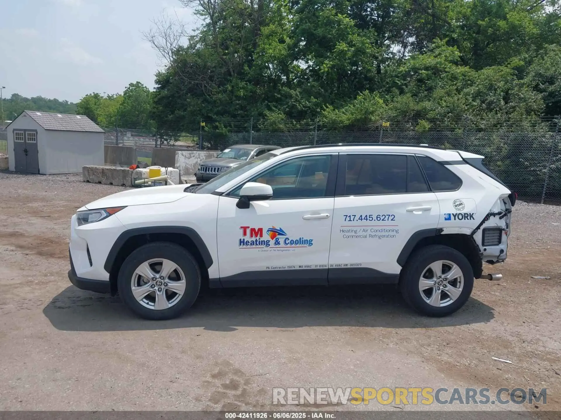 14 Photograph of a damaged car 2T3P1RFV1MC209897 TOYOTA RAV4 2021