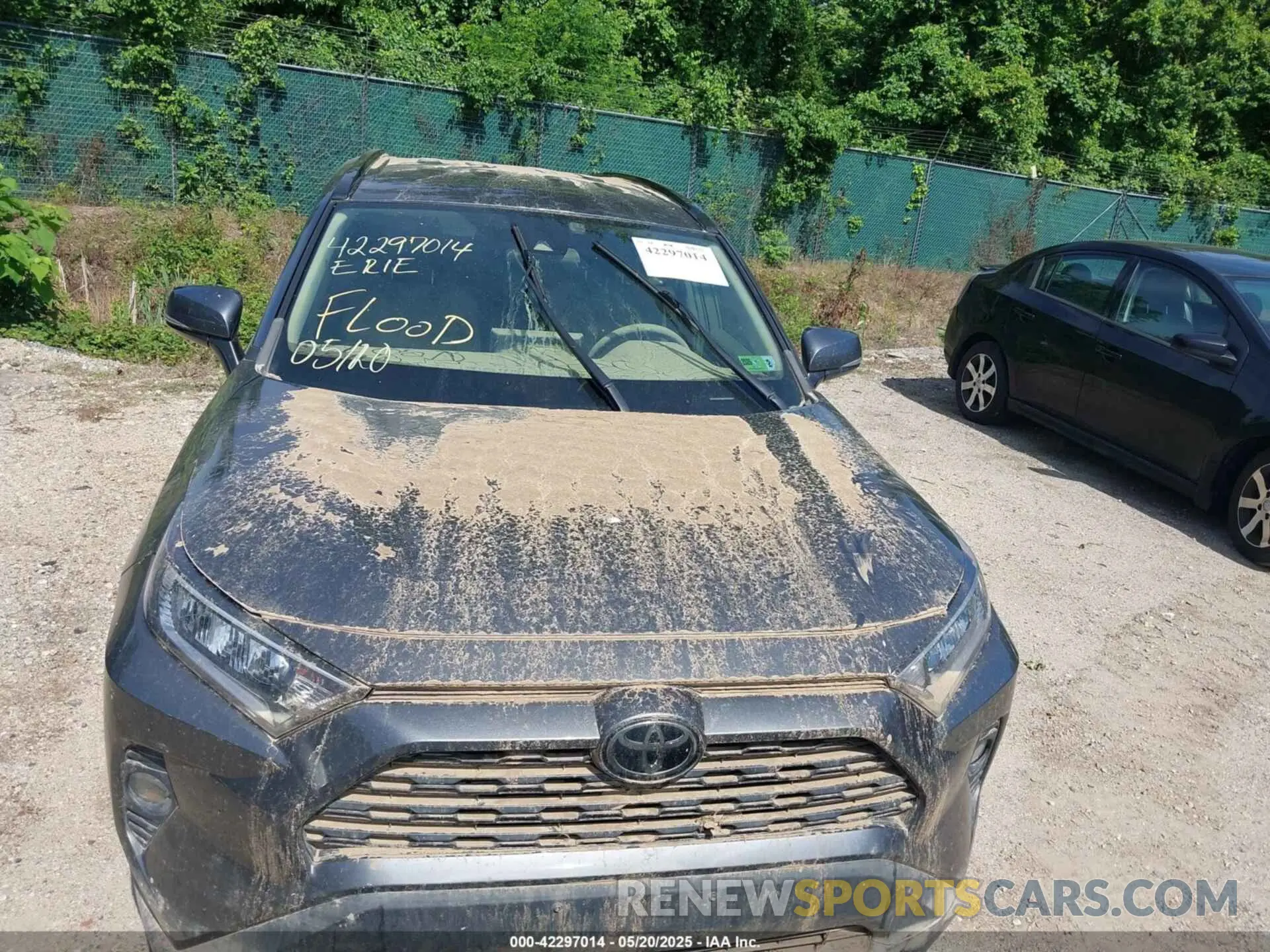 12 Photograph of a damaged car 2T3P1RFV1MC214257 TOYOTA RAV4 2021