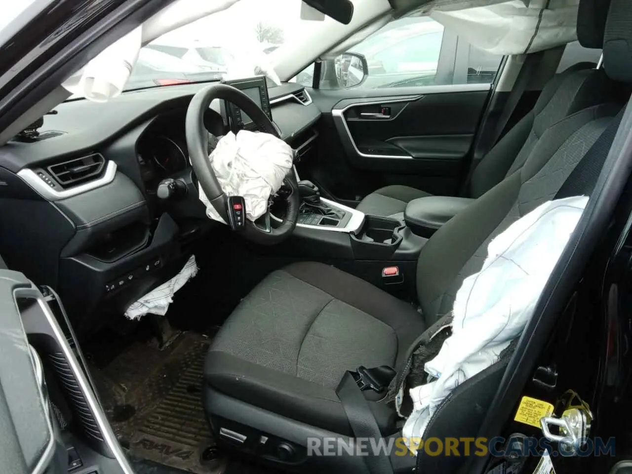 7 Photograph of a damaged car 2T3P1RFV1MC240468 TOYOTA RAV4 2021