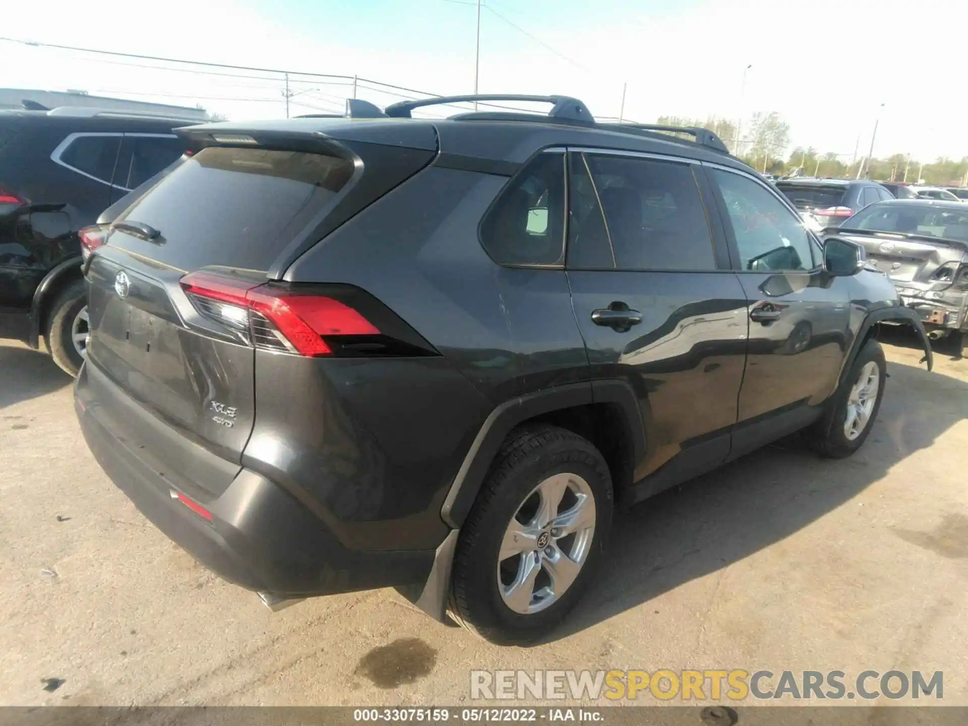 4 Photograph of a damaged car 2T3P1RFV1MC241605 TOYOTA RAV4 2021