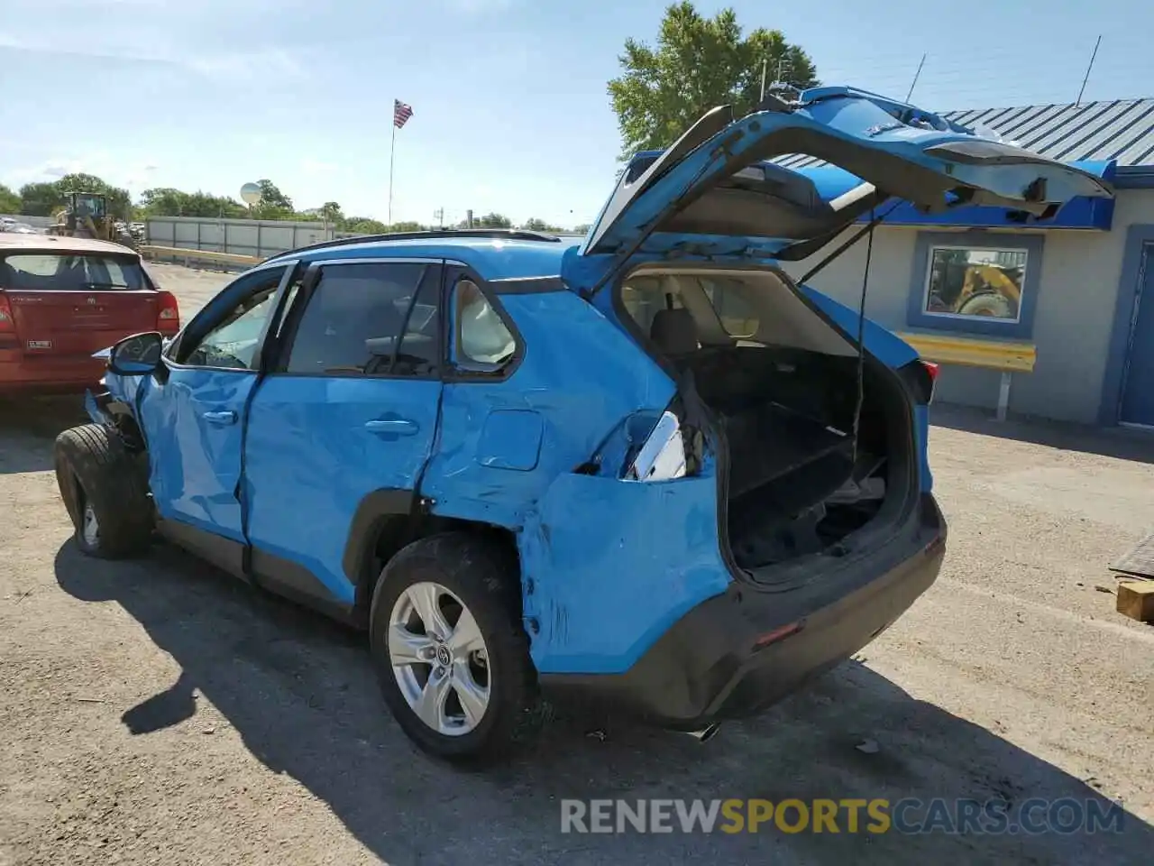 3 Photograph of a damaged car 2T3P1RFV1MW154270 TOYOTA RAV4 2021