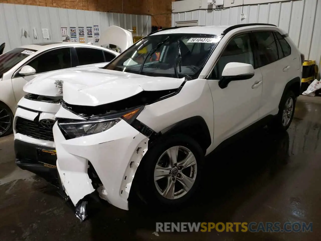 1 Photograph of a damaged car 2T3P1RFV1MW197118 TOYOTA RAV4 2021