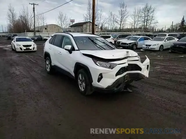 11 Photograph of a damaged car 2T3P1RFV1MW197118 TOYOTA RAV4 2021