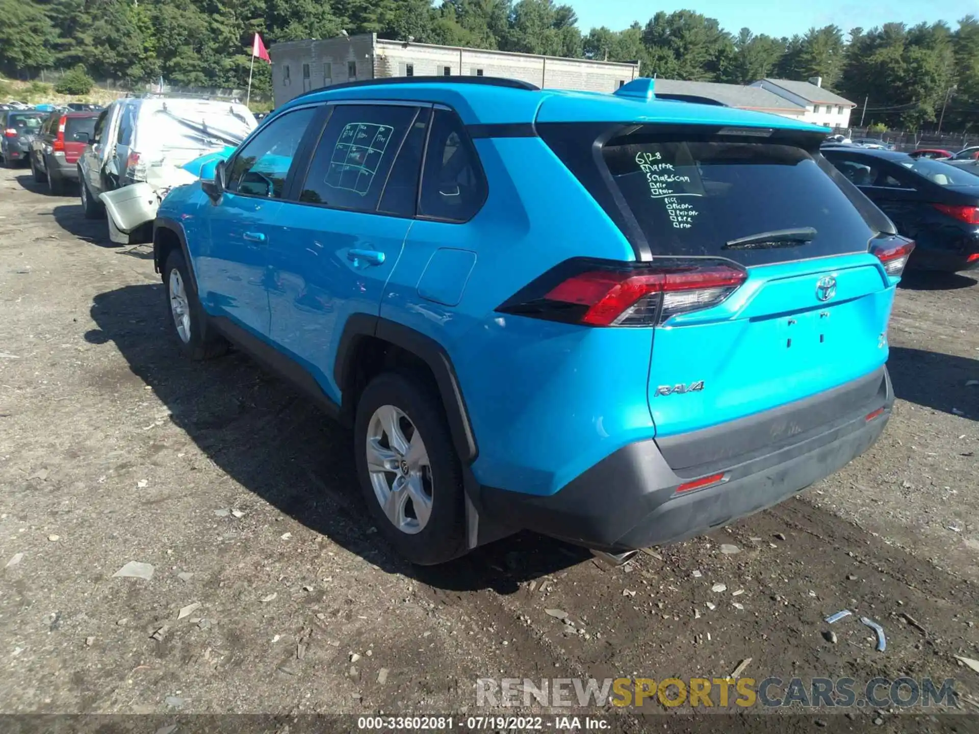 3 Photograph of a damaged car 2T3P1RFV1MW210398 TOYOTA RAV4 2021