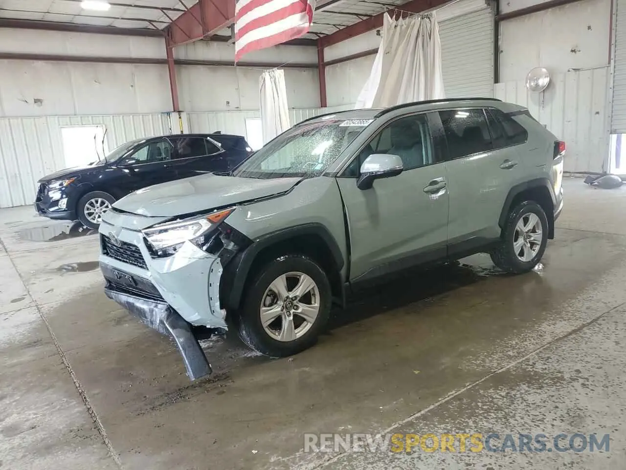 1 Photograph of a damaged car 2T3P1RFV1MW215844 TOYOTA RAV4 2021