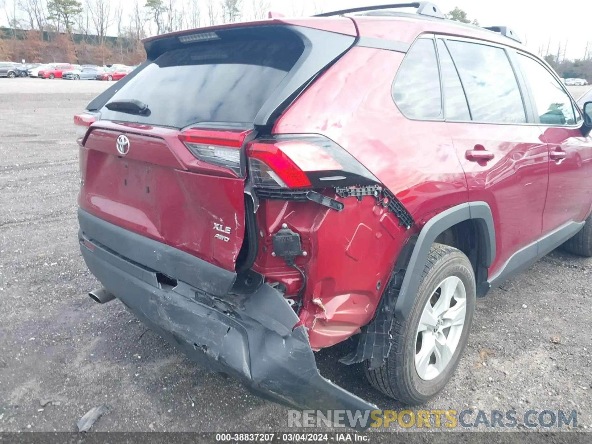 17 Photograph of a damaged car 2T3P1RFV1MW228917 TOYOTA RAV4 2021