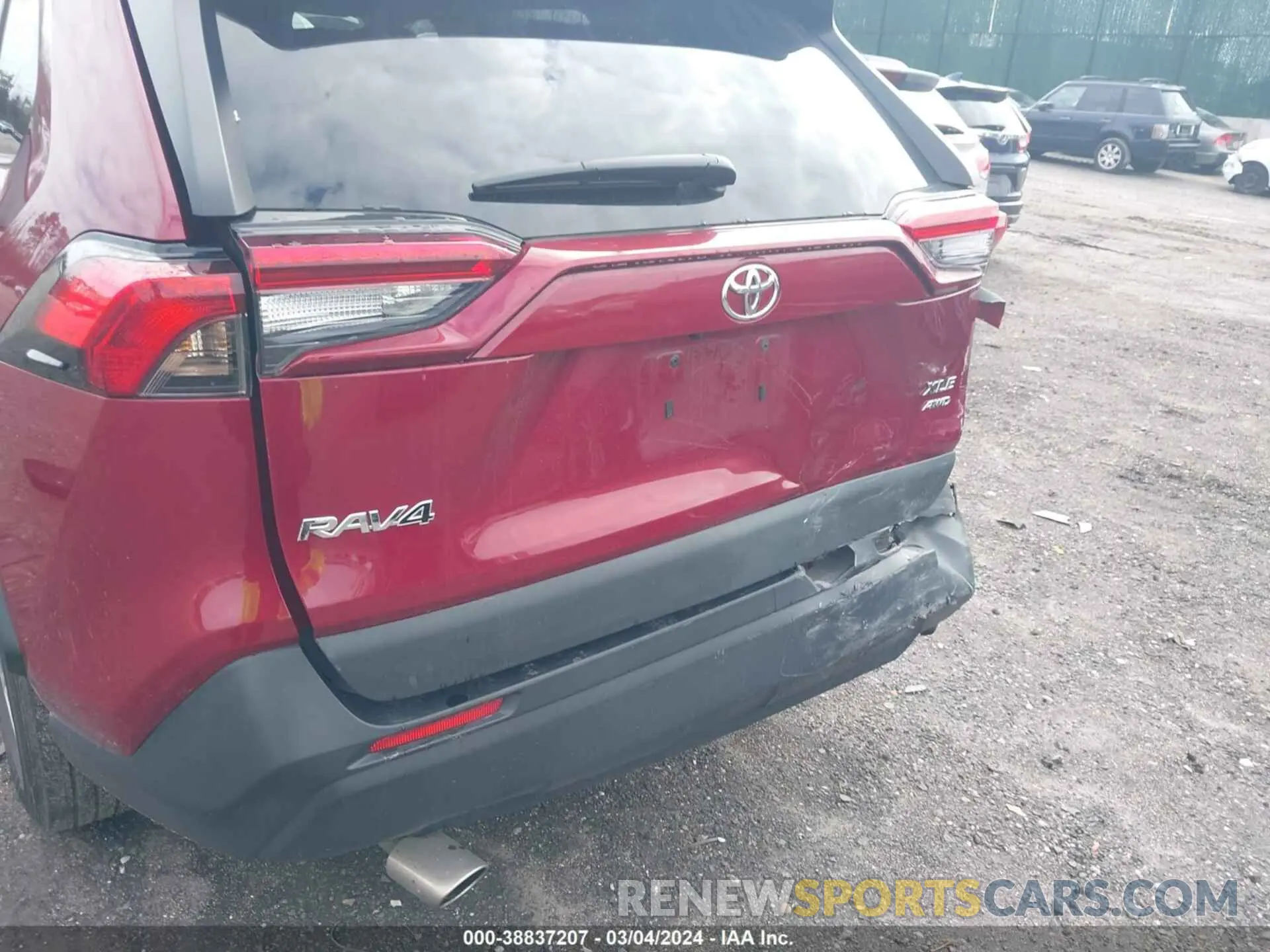 18 Photograph of a damaged car 2T3P1RFV1MW228917 TOYOTA RAV4 2021