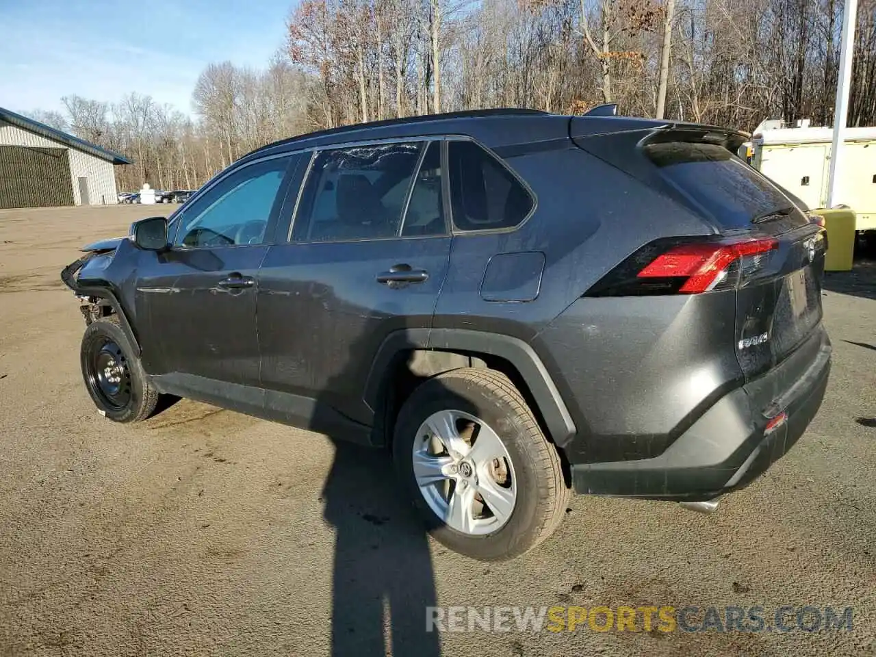 2 Photograph of a damaged car 2T3P1RFV2MC141030 TOYOTA RAV4 2021