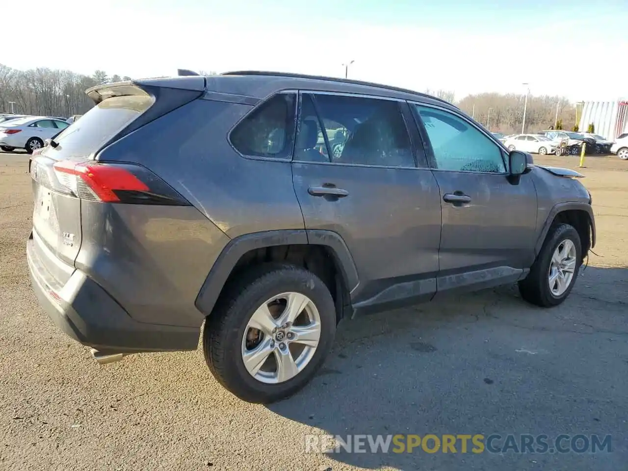 3 Photograph of a damaged car 2T3P1RFV2MC141030 TOYOTA RAV4 2021