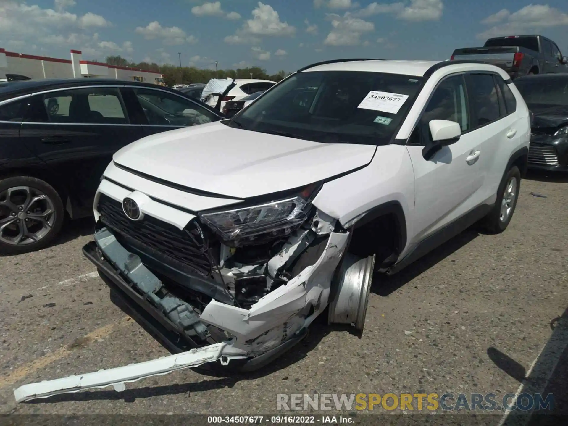 2 Photograph of a damaged car 2T3P1RFV2MC144977 TOYOTA RAV4 2021