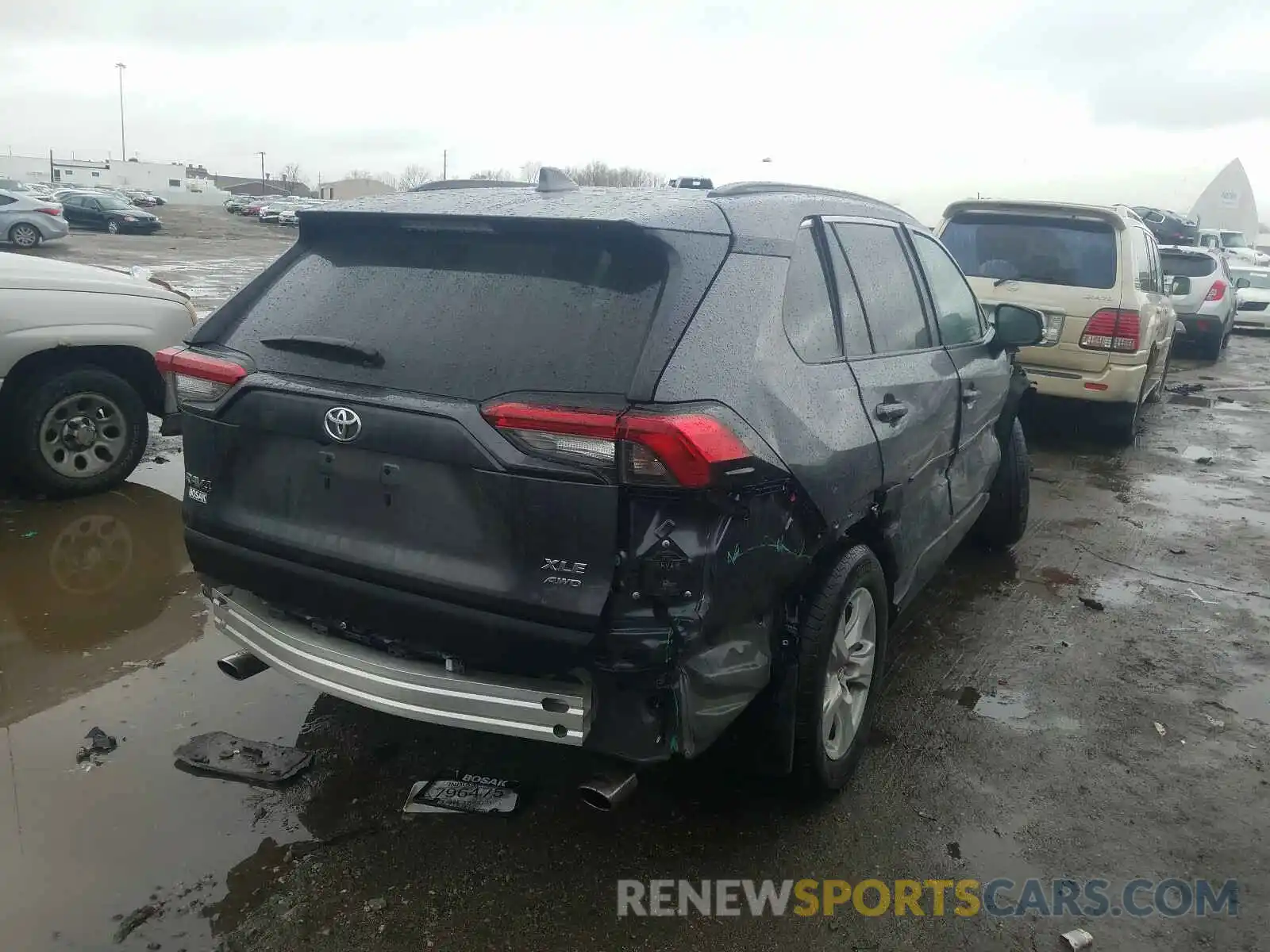 4 Photograph of a damaged car 2T3P1RFV2MC150732 TOYOTA RAV4 2021