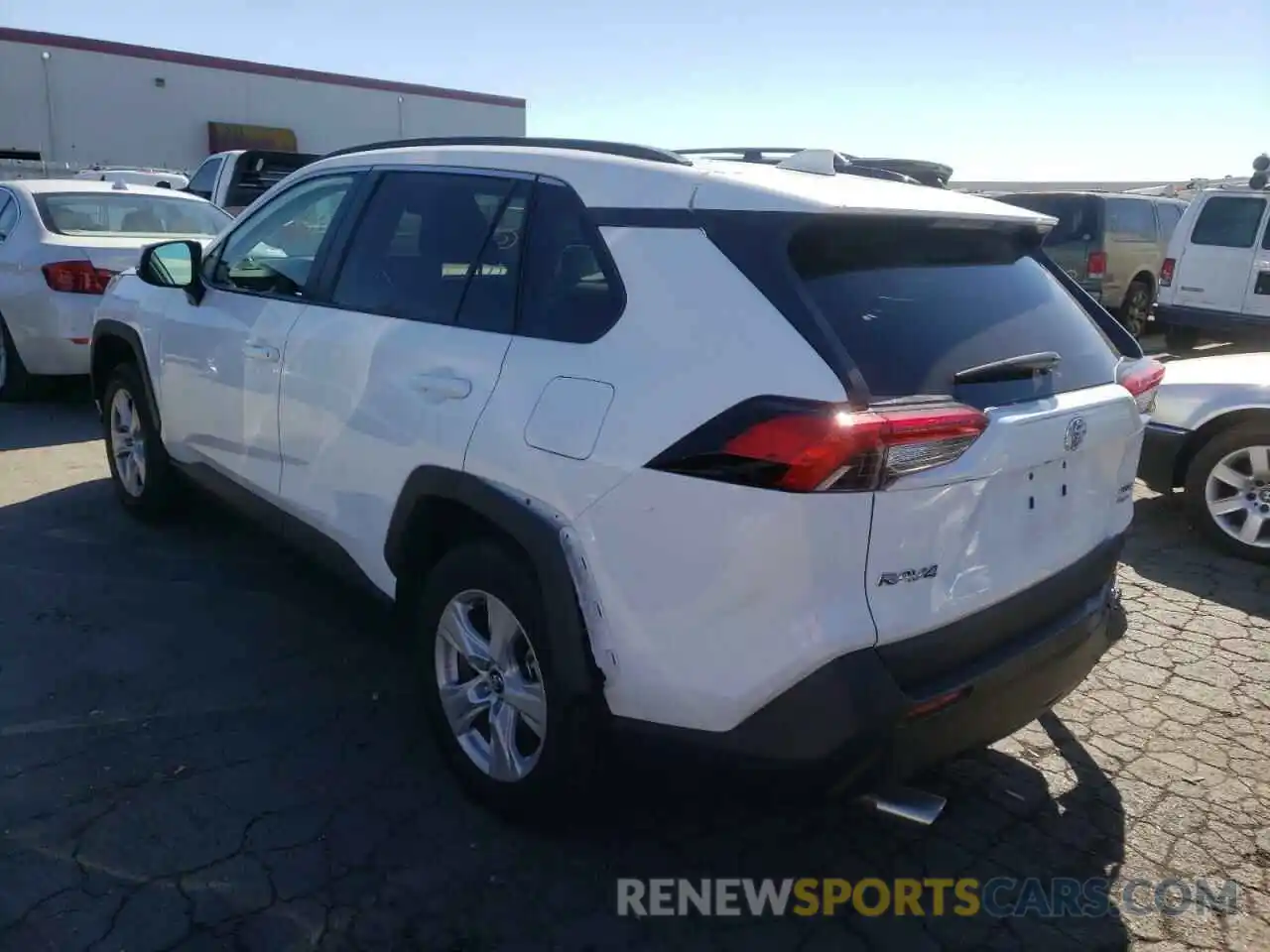 3 Photograph of a damaged car 2T3P1RFV2MC162296 TOYOTA RAV4 2021